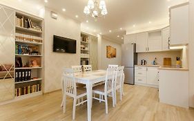 2-Roomed Apartment With Living Room