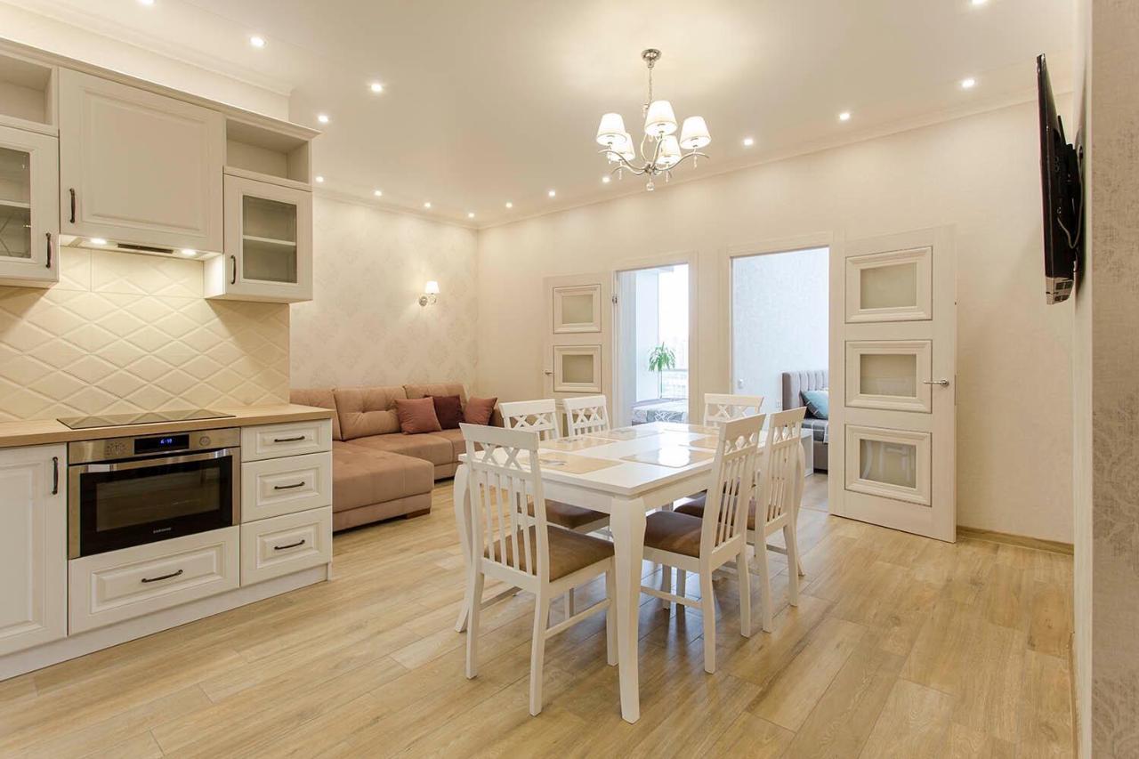2-Roomed Apartment With Living Room Одеса Екстер'єр фото
