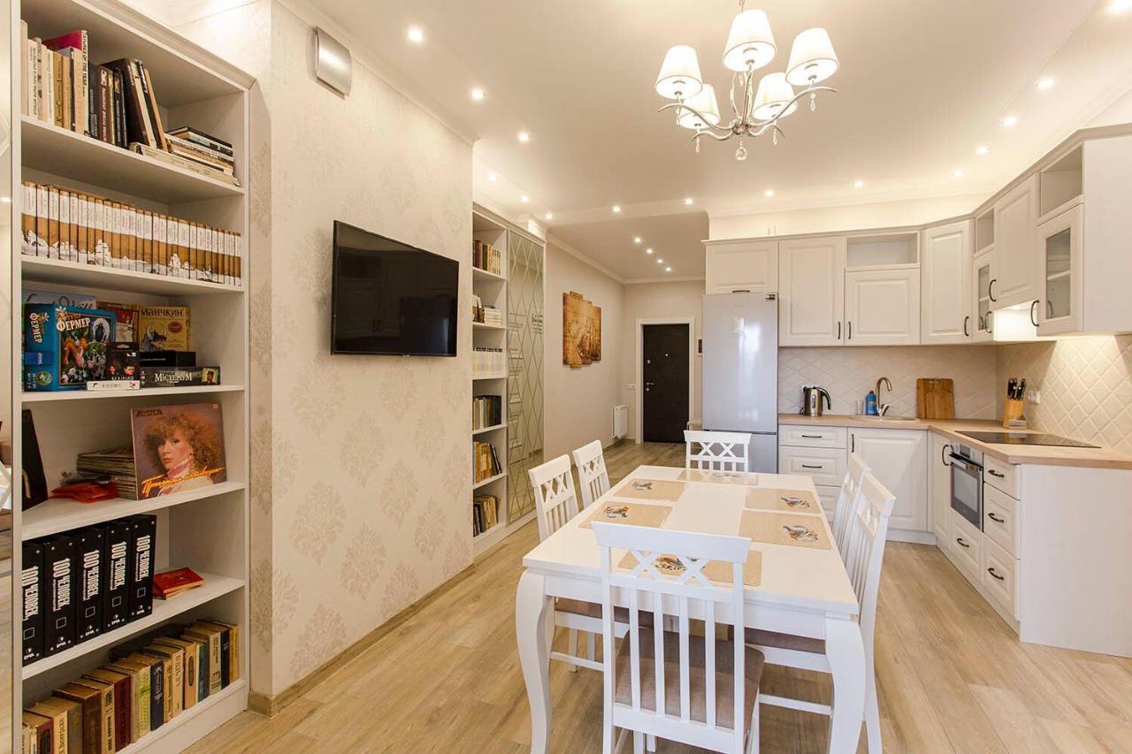 2-Roomed Apartment With Living Room Одеса Екстер'єр фото