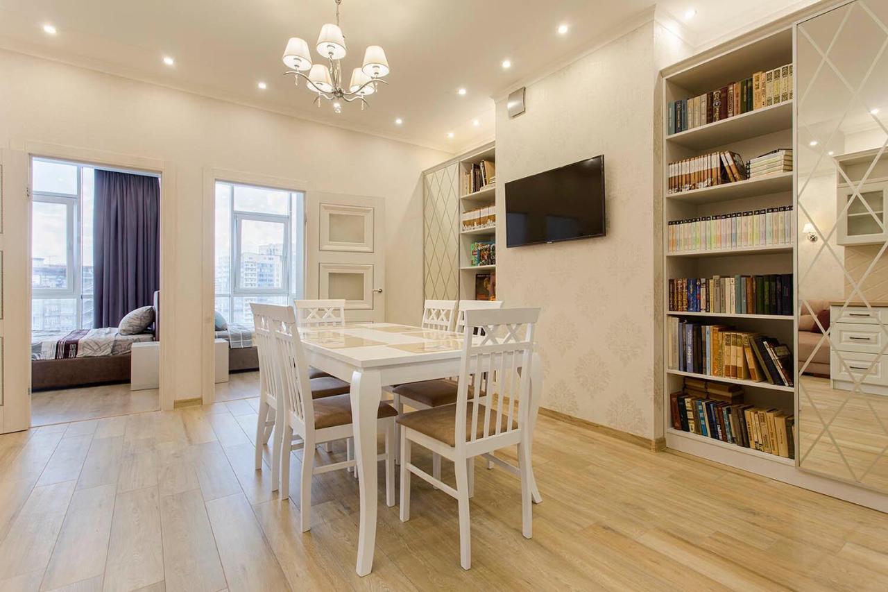 2-Roomed Apartment With Living Room Одеса Екстер'єр фото