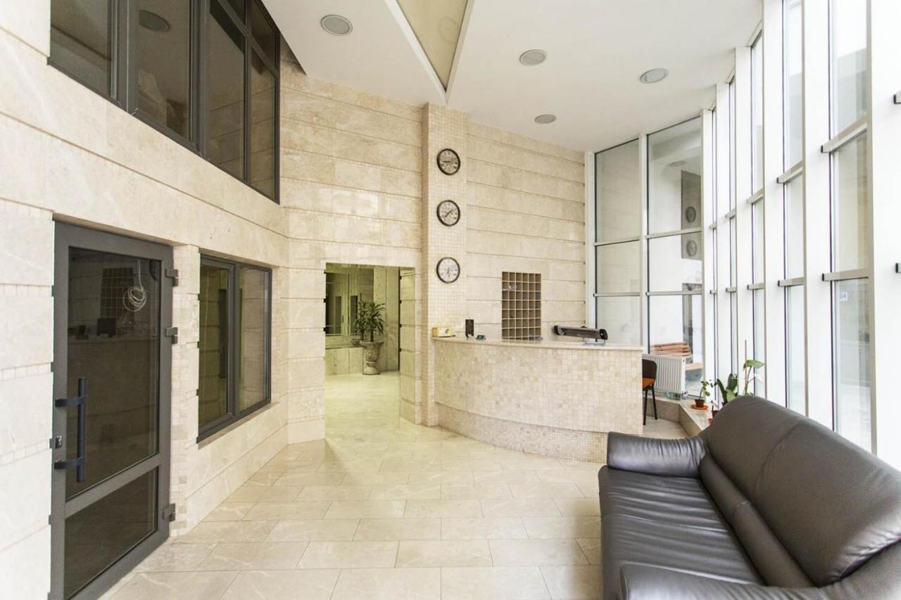 2-Roomed Apartment With Living Room Одеса Екстер'єр фото